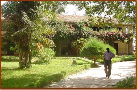 MARIAMA BA