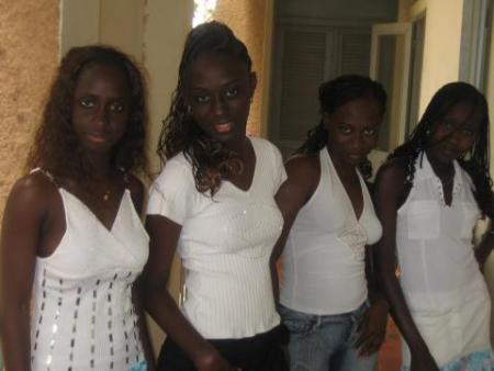 HOTLADIES IN WHITE